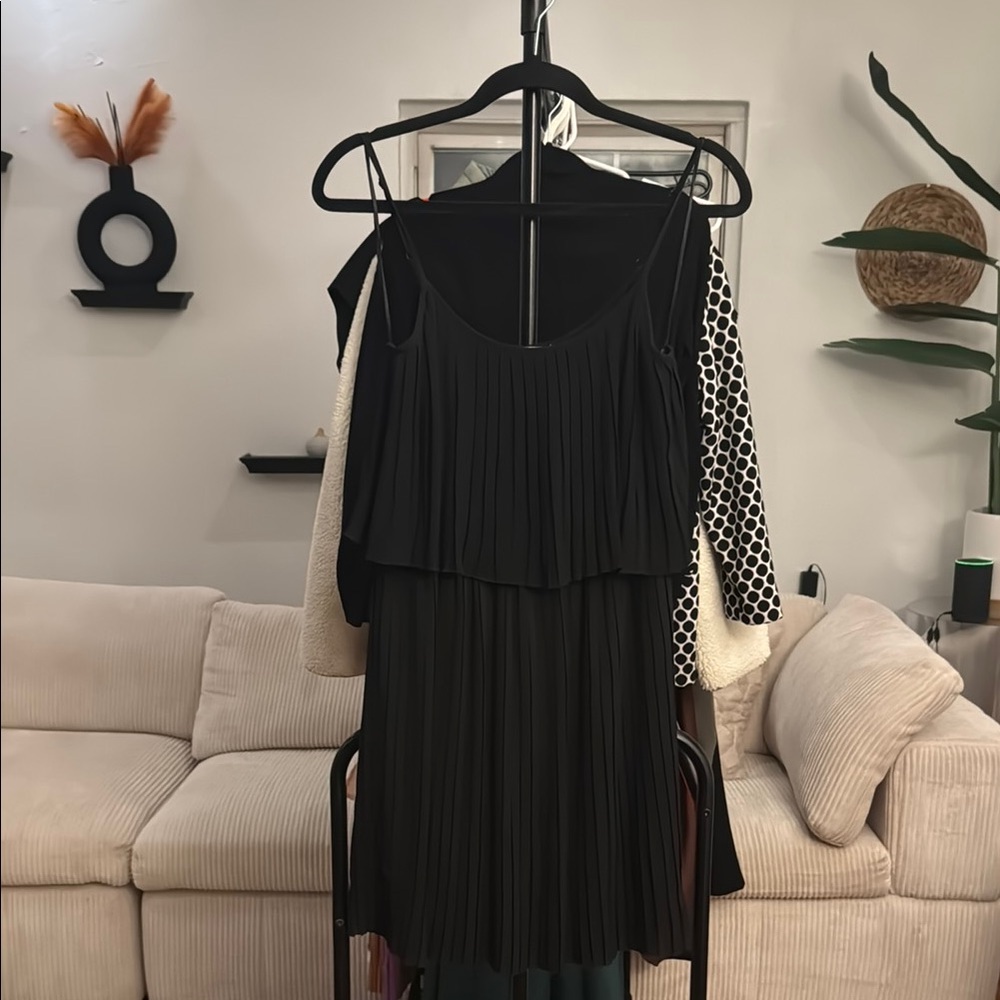 Chic Black Pleated Dress